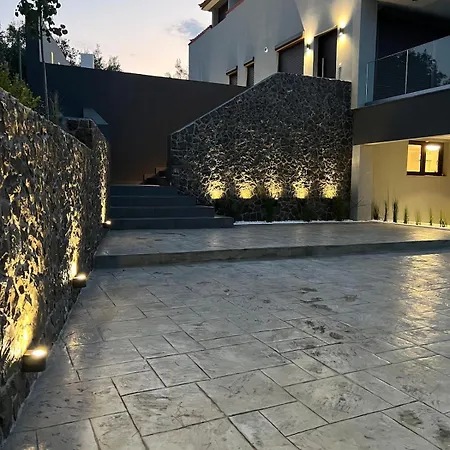 Apartment Rock&seaview Ii
